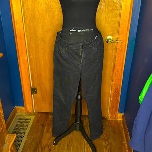 Non distressed black skinny jeans